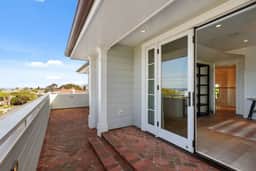 C7427m - Cabrillo Villa