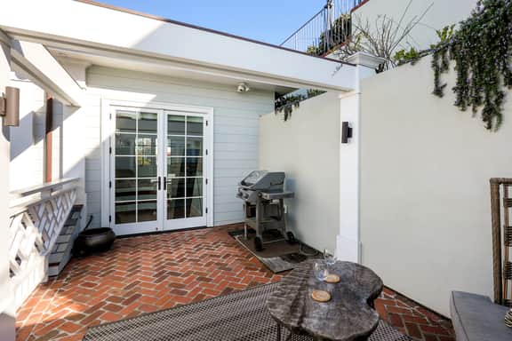 C7427m - Cabrillo Villa